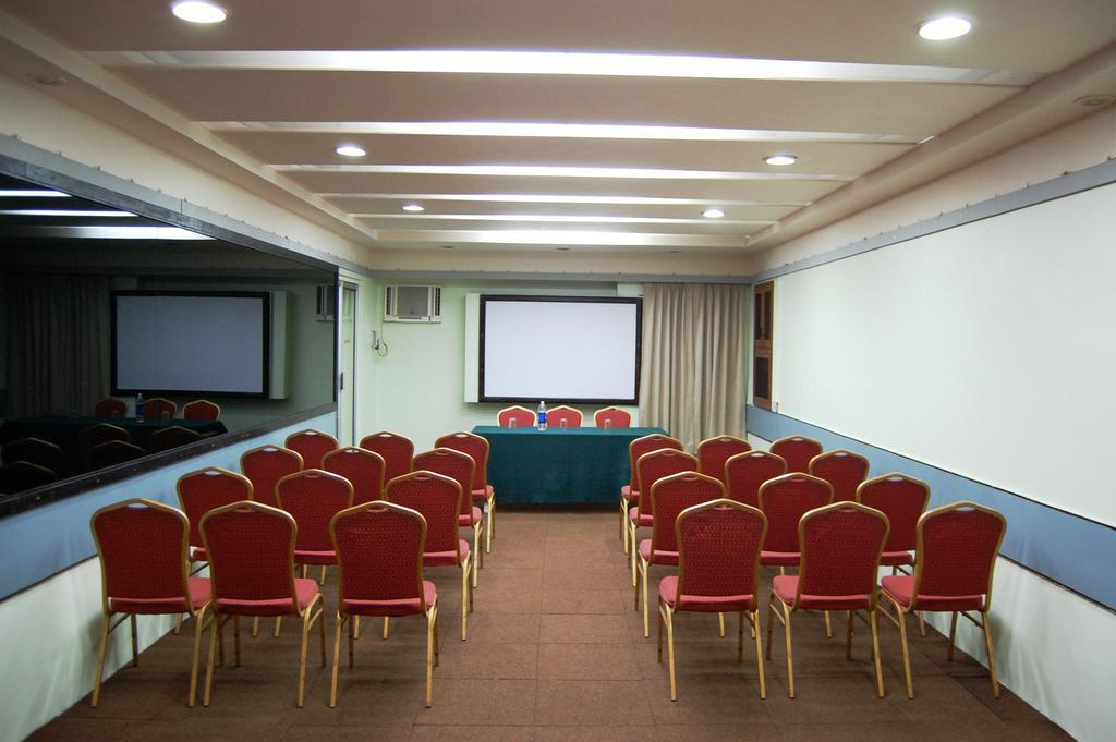 โรงแรม รวิรัช ปูเน่ ภายนอก รูปภาพ