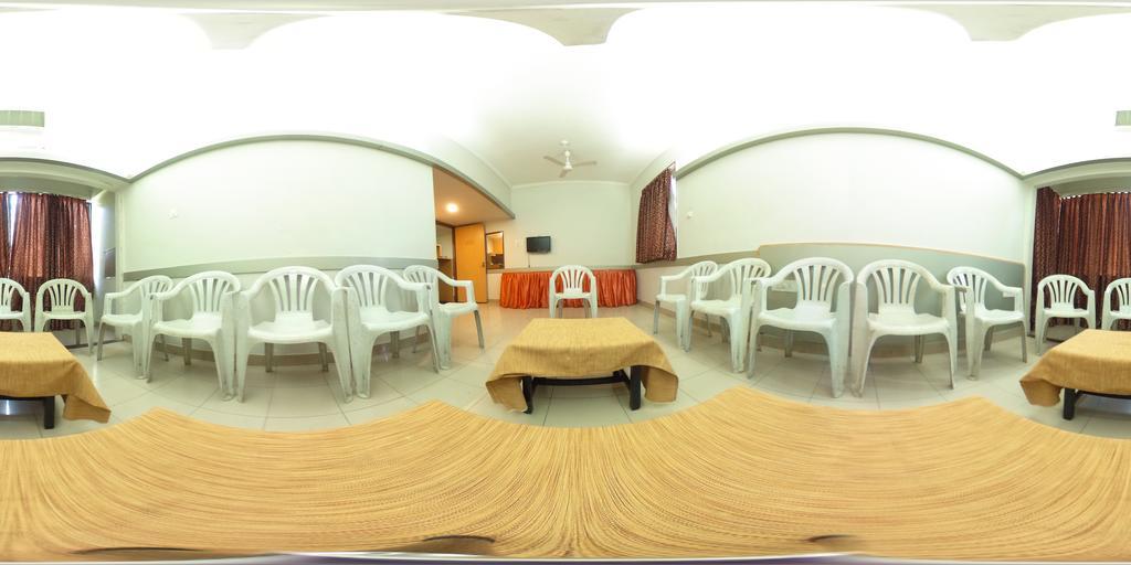 โรงแรม รวิรัช ปูเน่ ภายนอก รูปภาพ